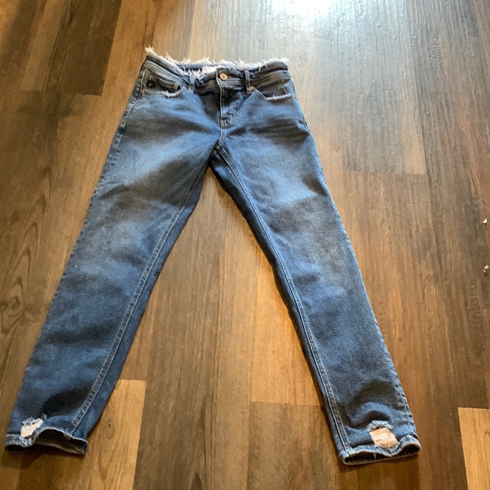 Kancan distressed ankle/crop stretch skinny jeans. Never worn